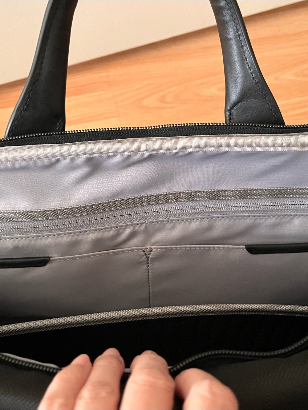 NWOT Tumi Alpha 3 Compact Large Laptop Briefcase 2603114D4 + Dust Bag - Picture 12 of 16
